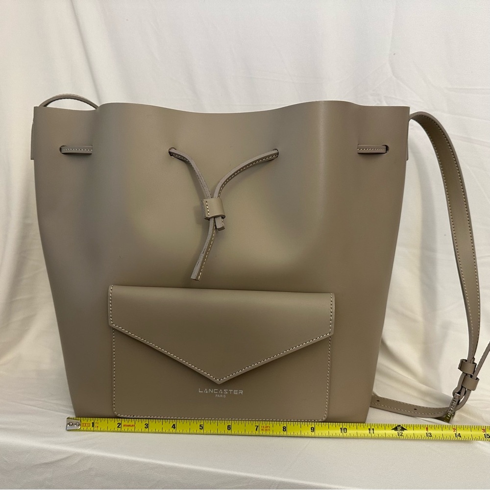 Lancaster Paris Beige Leather Bucket Bag Crossbody Handbag